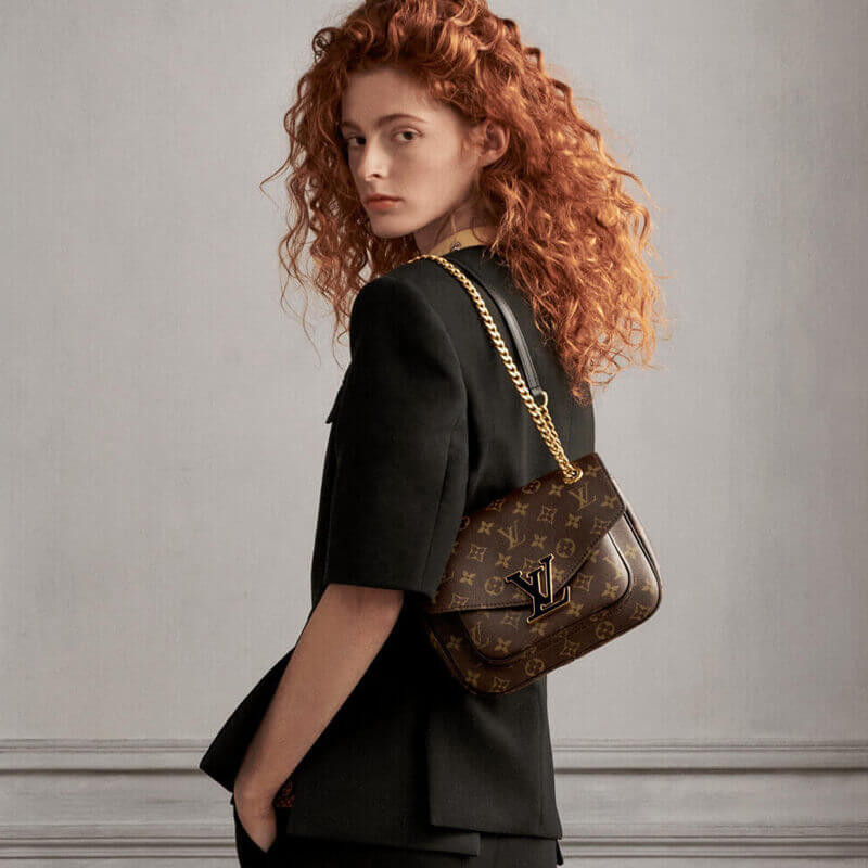 Louis Vuitton Passy Bag M45592