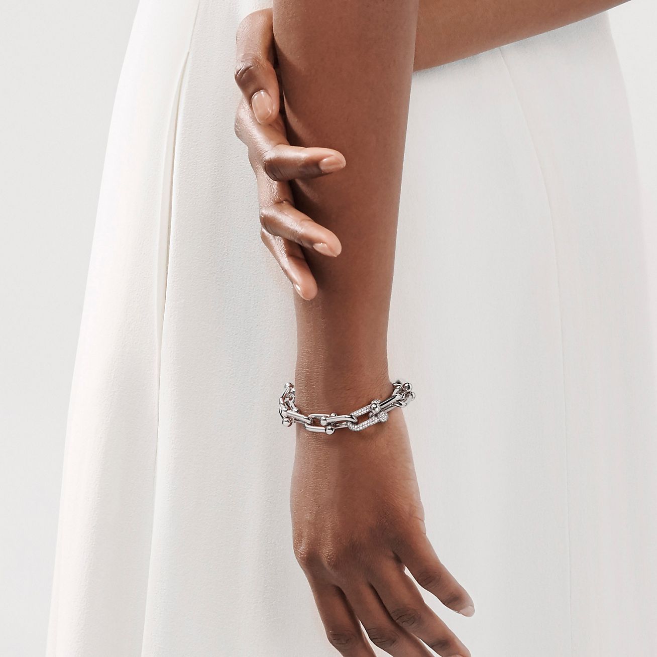 Tiffany & Co. HardWear Large Link Bracelet in White Gold with Diamonds