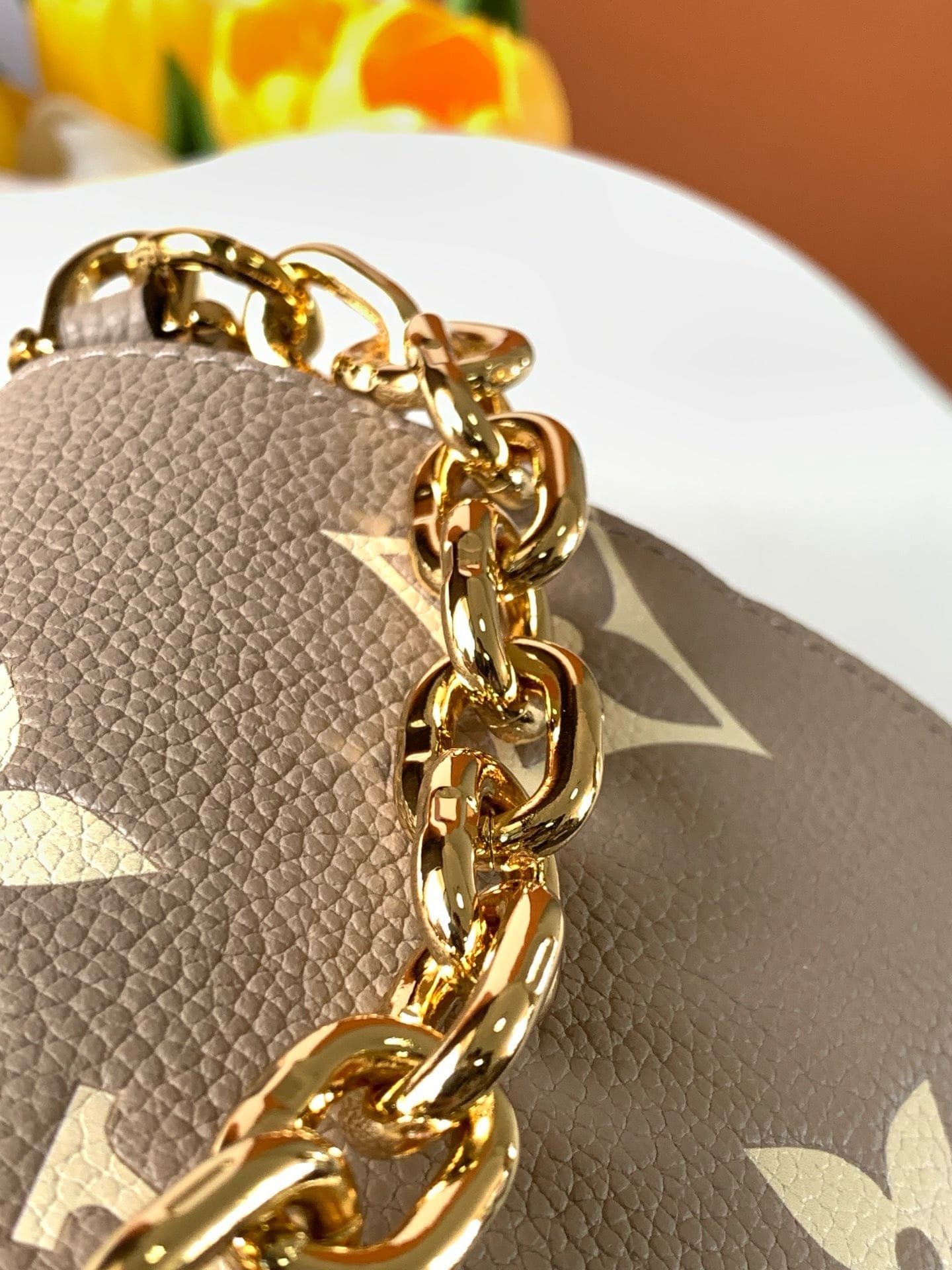 Louis Vuitton M45836 Favorite