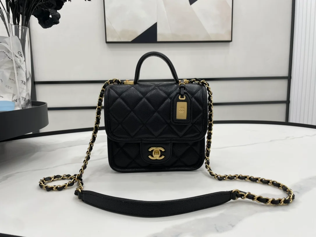 Chanel 22K Flap Bag Black For Women, Women’s Bags 8.1in/20.5cm