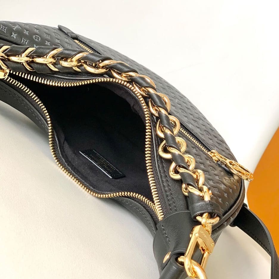 Louis Vuitton Loop M22591