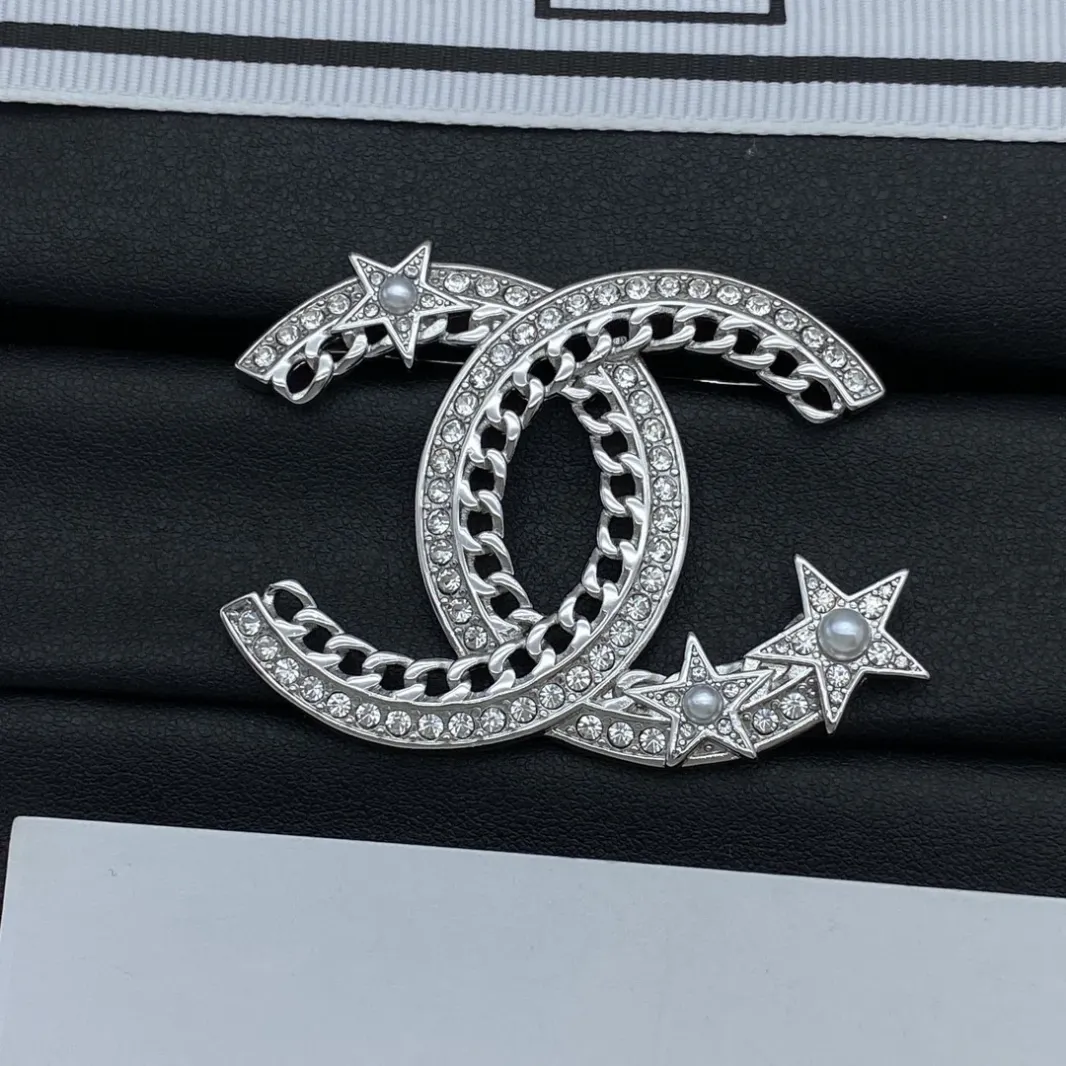 High quality CC brooch