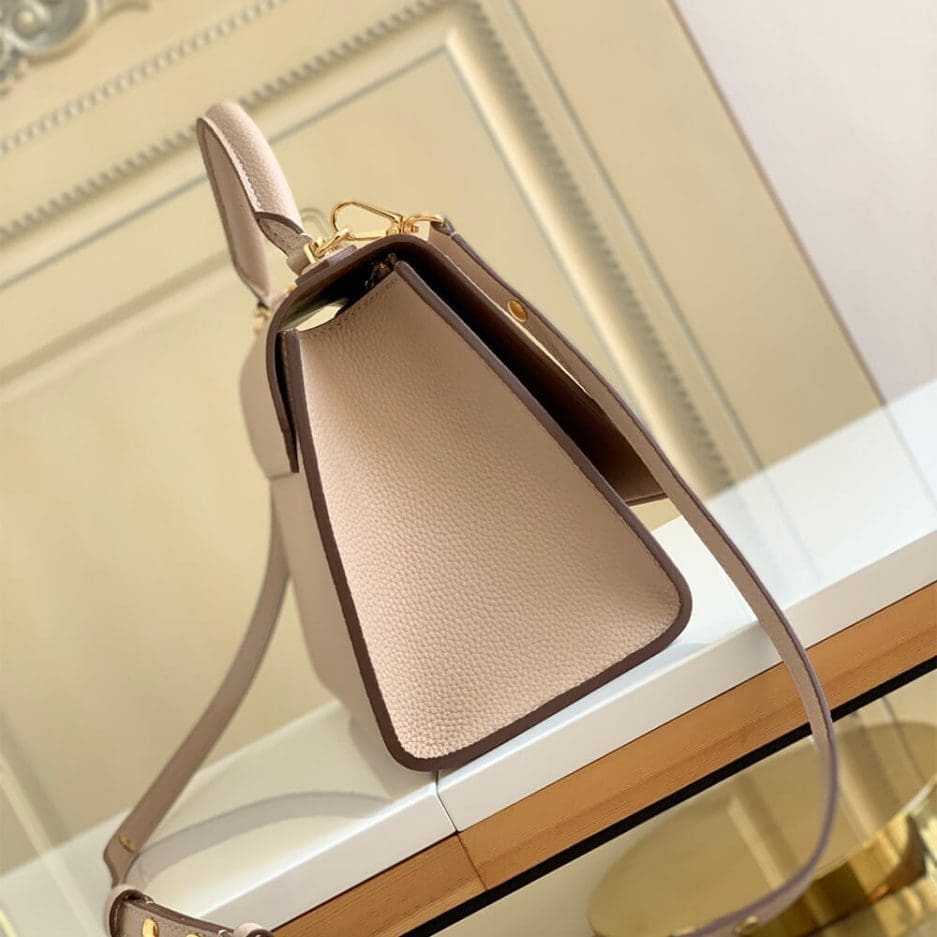 Louis Vuitton Twist MM M59070