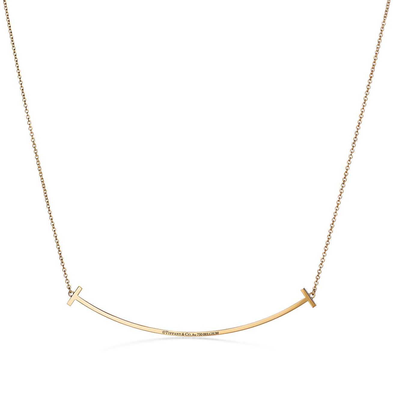 Tiffany & Co. T Smile Pendant in Yellow Gold with Diamonds, Large