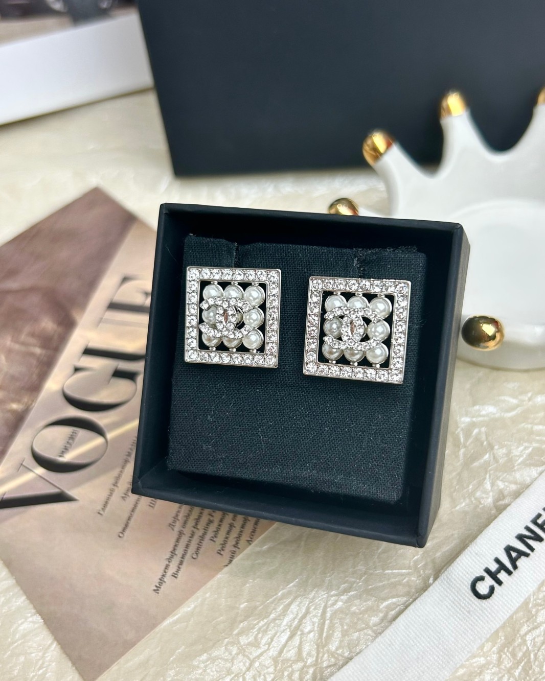CCE698 CC Stud Earring