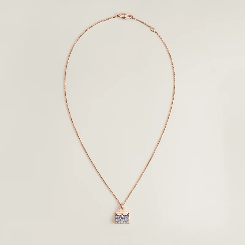 Hermes Amulettes Kelly pendant