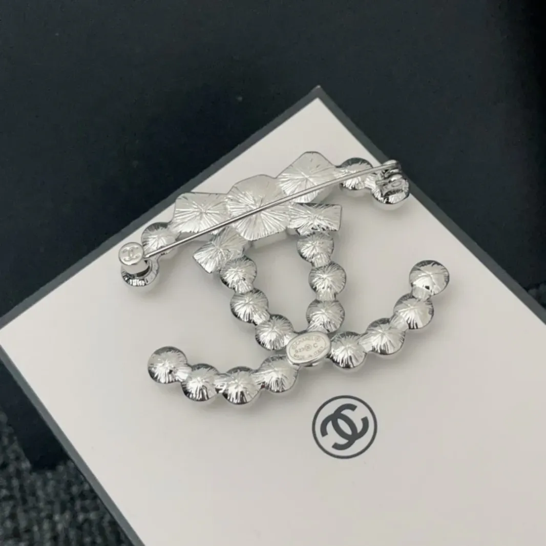 High quality CC brooch