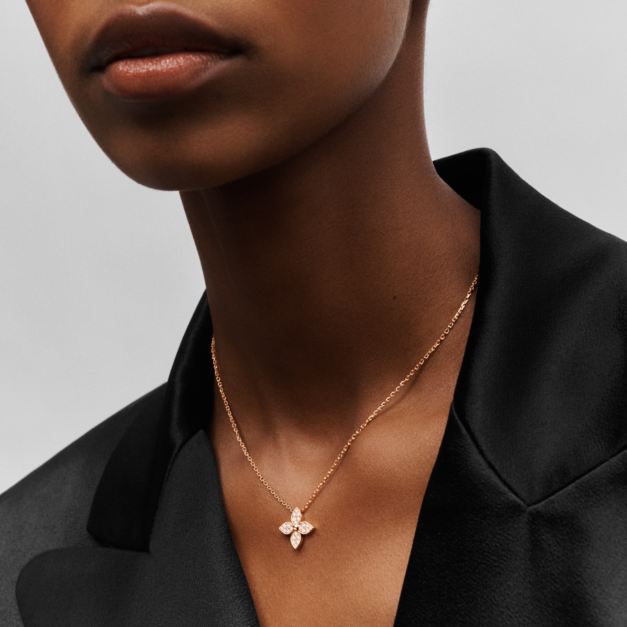 Louis Vuitton Star Blossom Pendant, Pink Gold And Diamonds