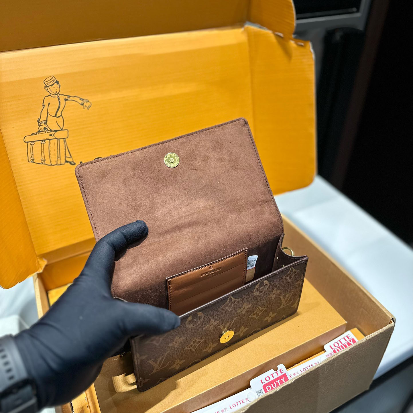 Wallet On Chain Lily