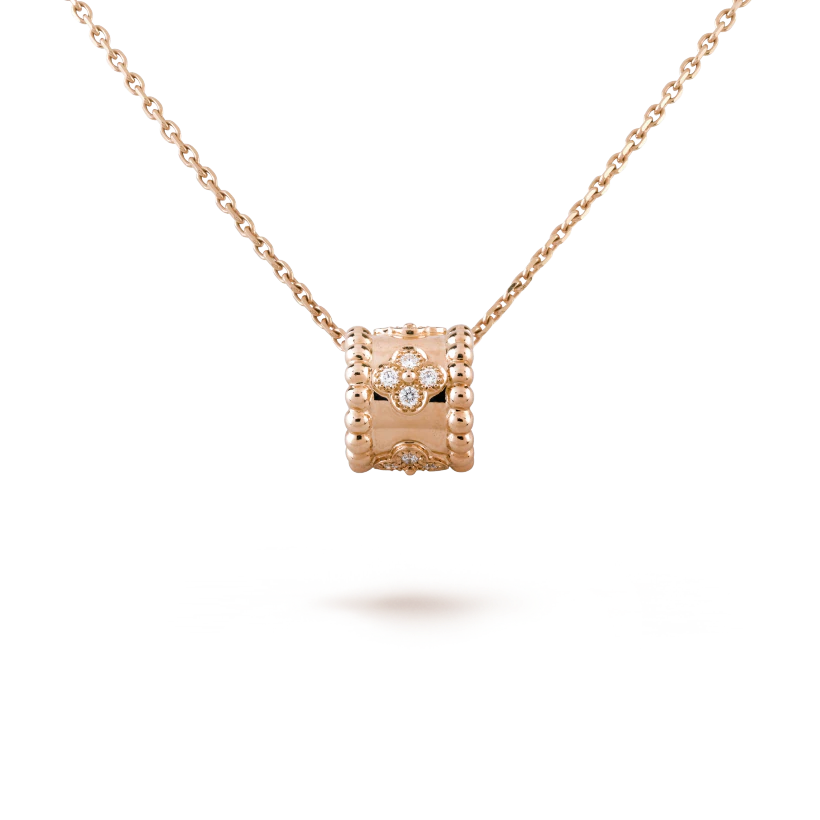 Van Cleef & Arpels Perlee clovers pendant