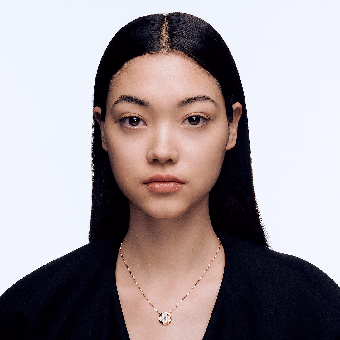 Louis Vuitton Color Blossom Sun pendant, pink gold and white mother-of-pearl Q93520