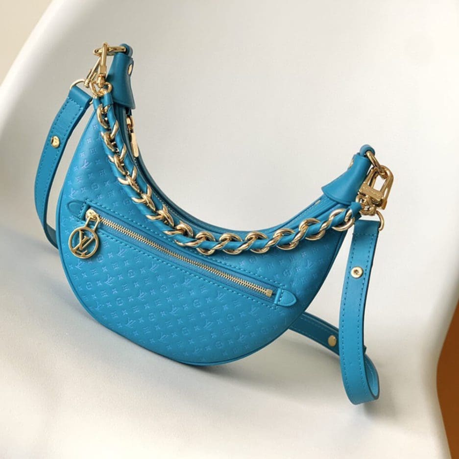 Louis Vuitton Loop M22593