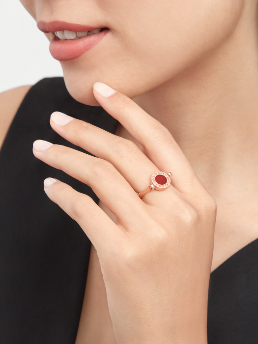 Bulgari ring with double-sided gemstones