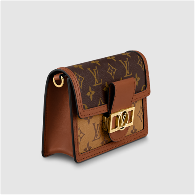 DAUPHINE CHAIN WALLET