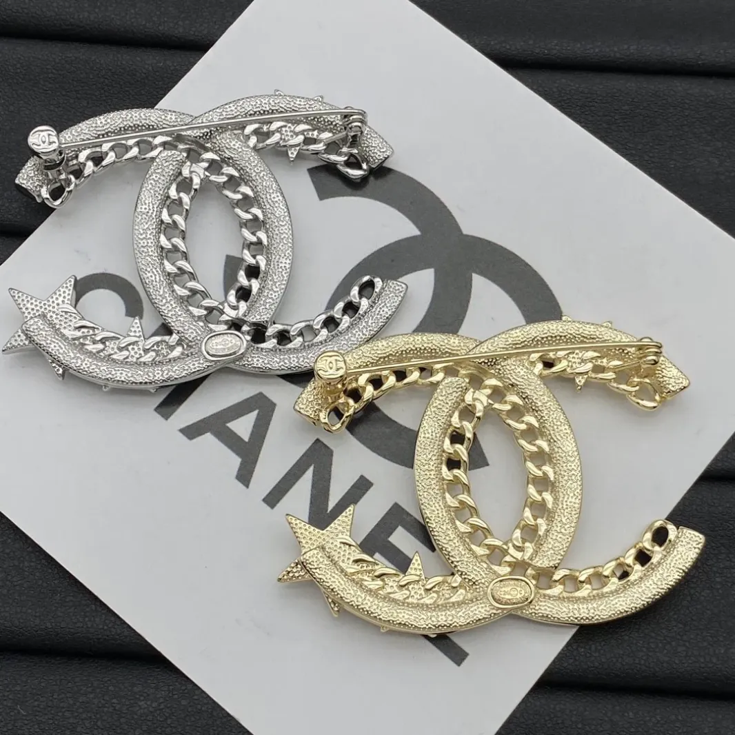 High quality CC brooch