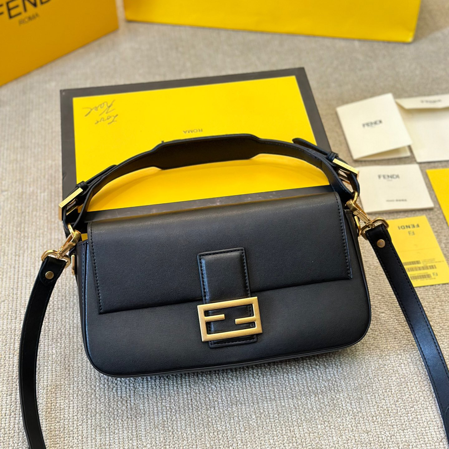 Fendi Baguette Medium