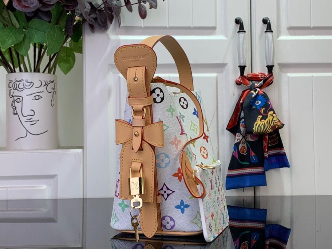 Louis Vuitton M13089 LV x TM All In BB