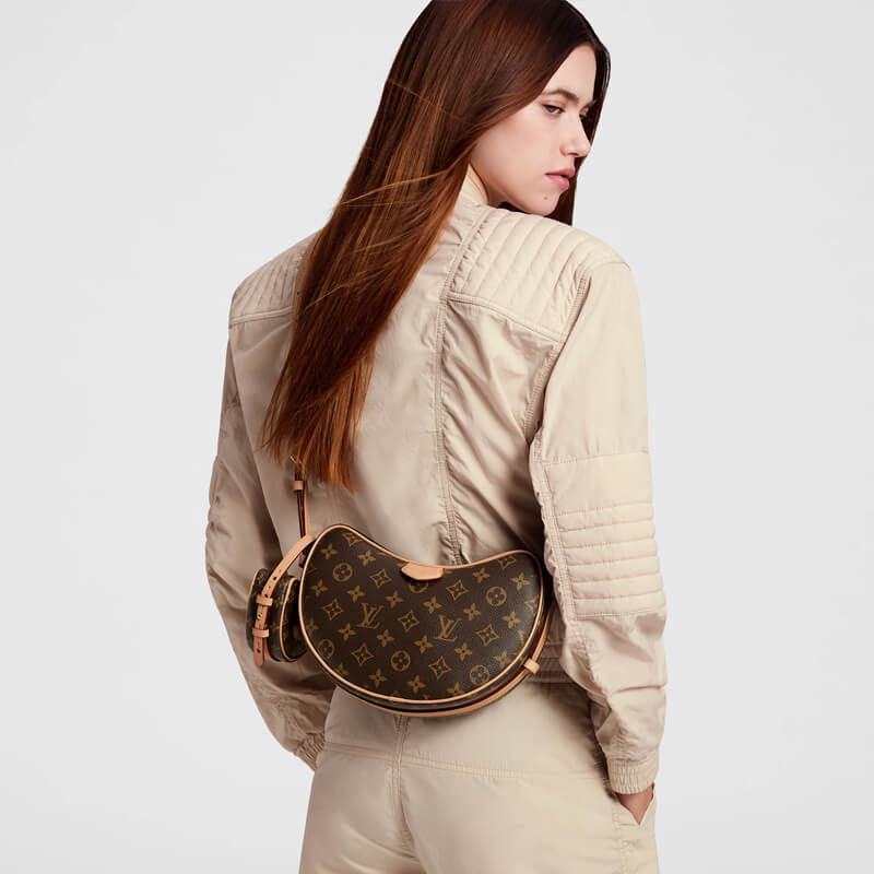 Louis Vuitton Monogram Canvas Croissant MM M46828