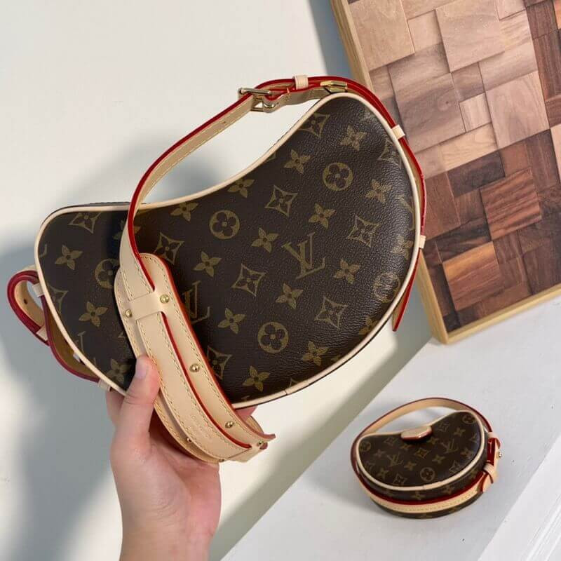 Louis Vuitton Monogram Canvas Croissant MM M46828