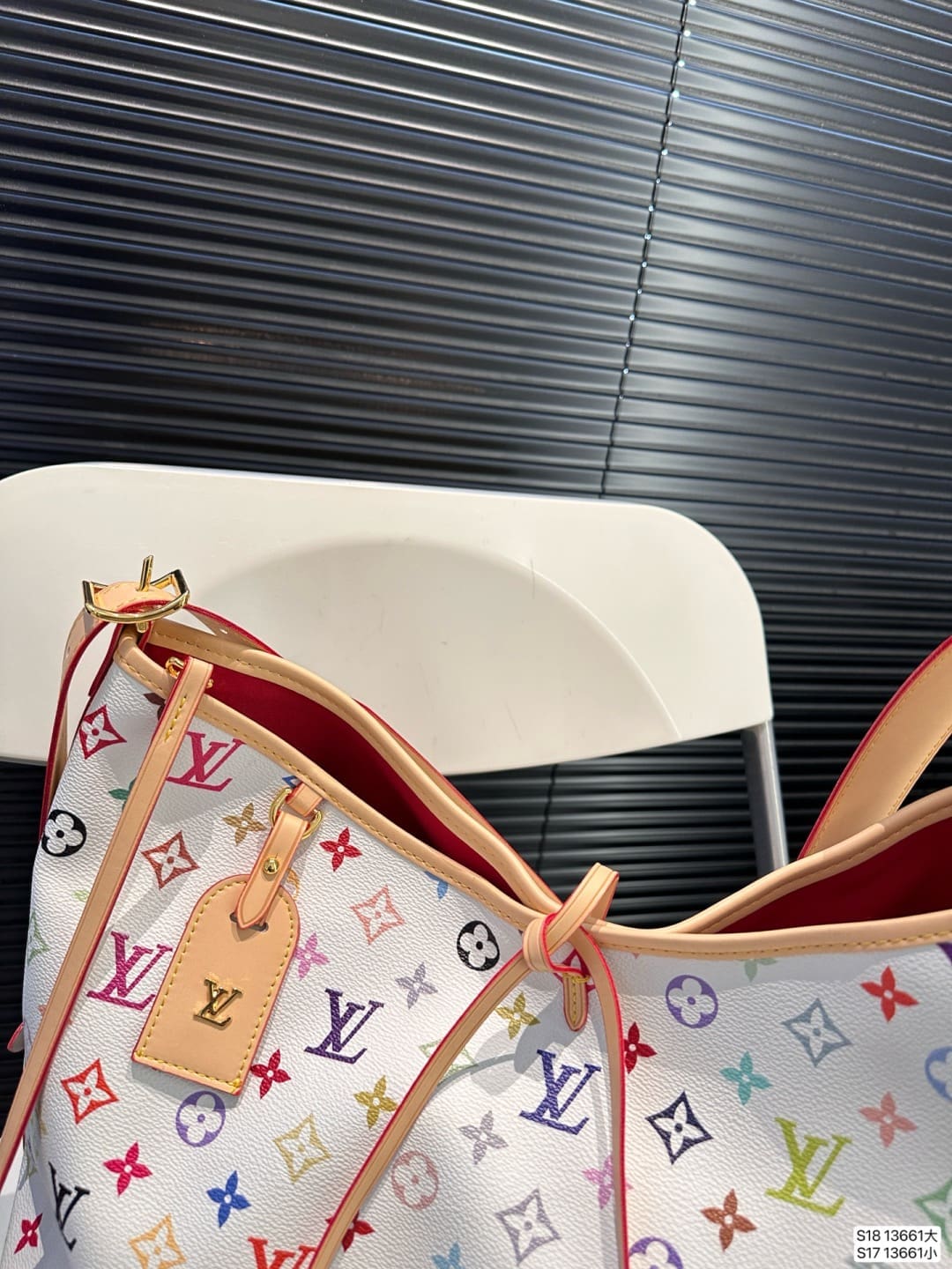 Louis Vuitton Carryall PM M13661