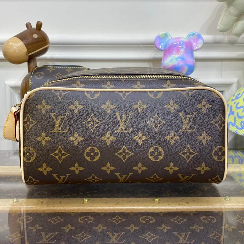 Louis Vuitton Dopp Kit Toilet Pouch M44494