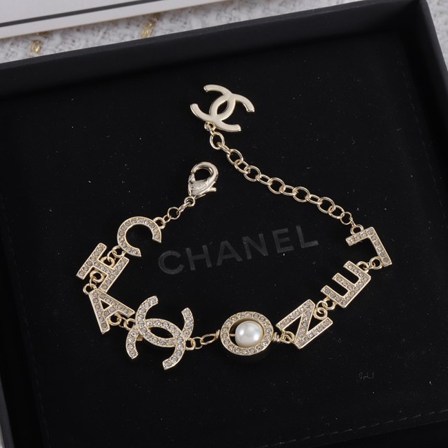 Alphabet Diamond Pearl Bracelet