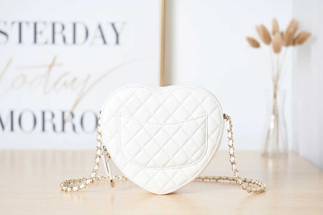 Chanel Mini Heart Bag White For Women 7in/18cm AS3191 B07958 10601
