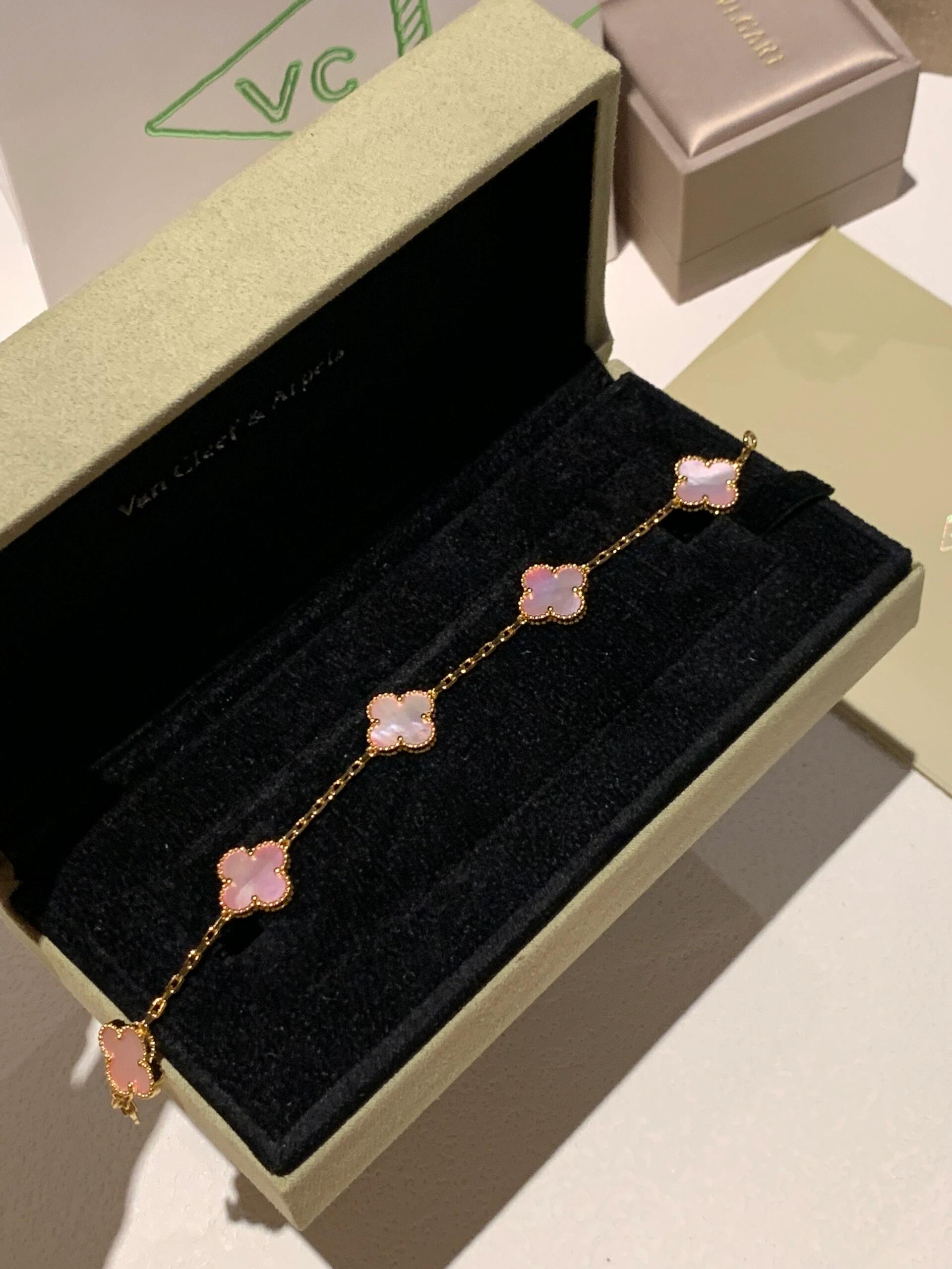 Van Cleef & Arpels Luxury Pink Bracelet and Earrings Set - 3 Pieces