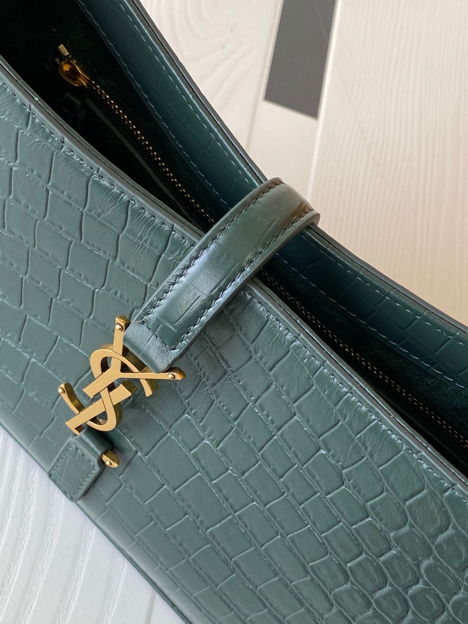 YSL Le 5 A 7  Hobo Bag