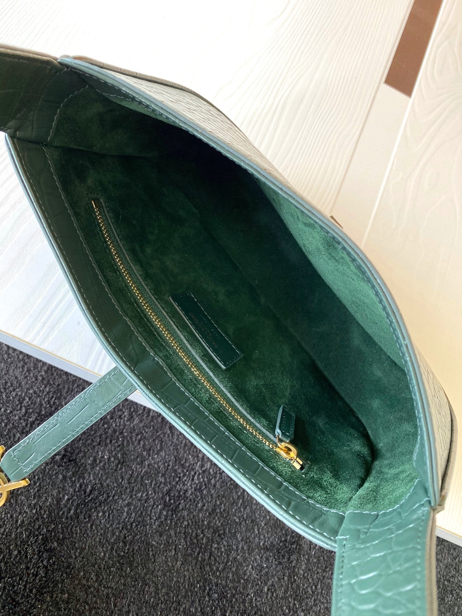 YSL Le 5 A 7  Hobo Bag