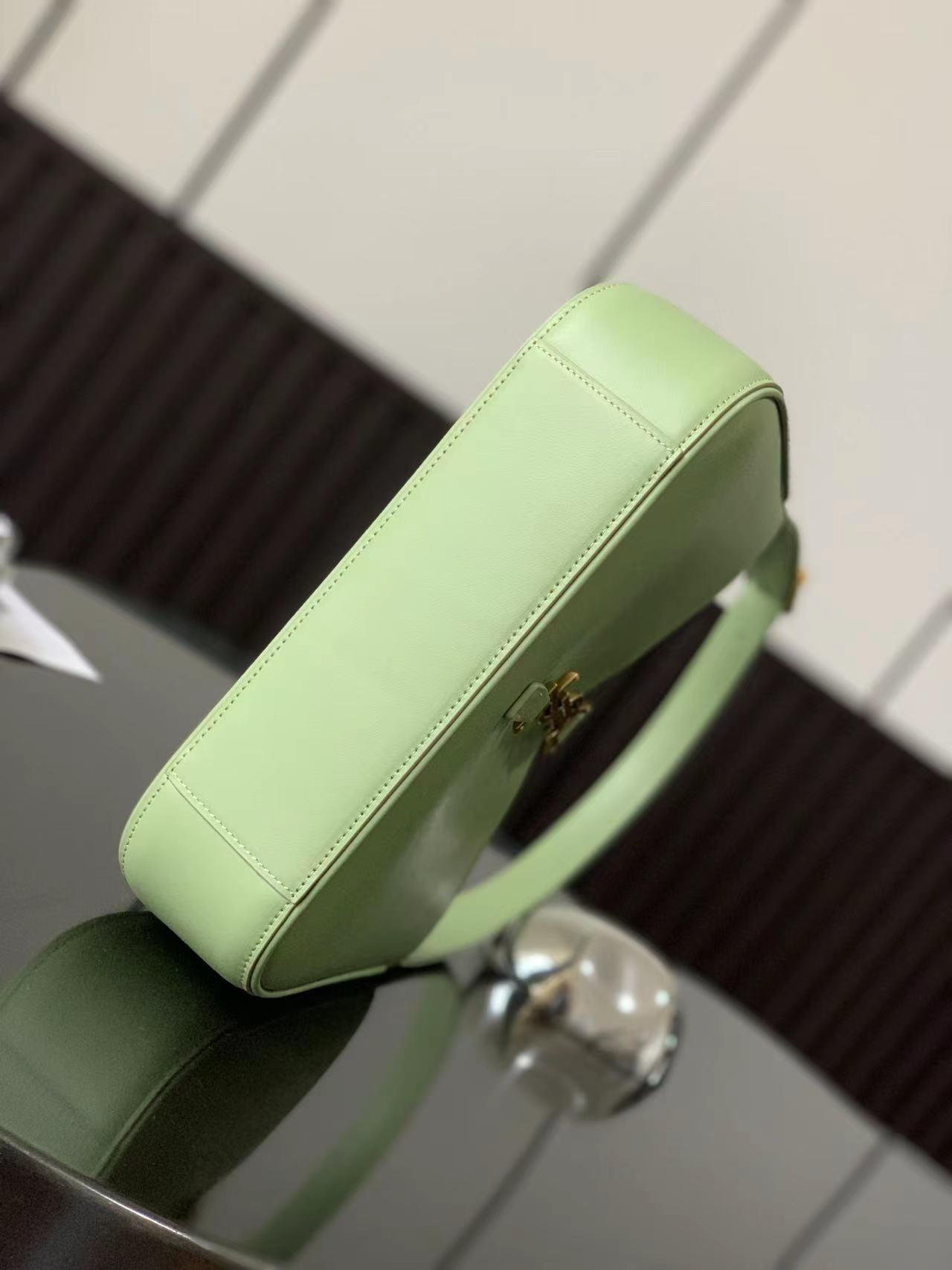 YSL Le 5 A 7  Hobo Bag In Smooth Leather