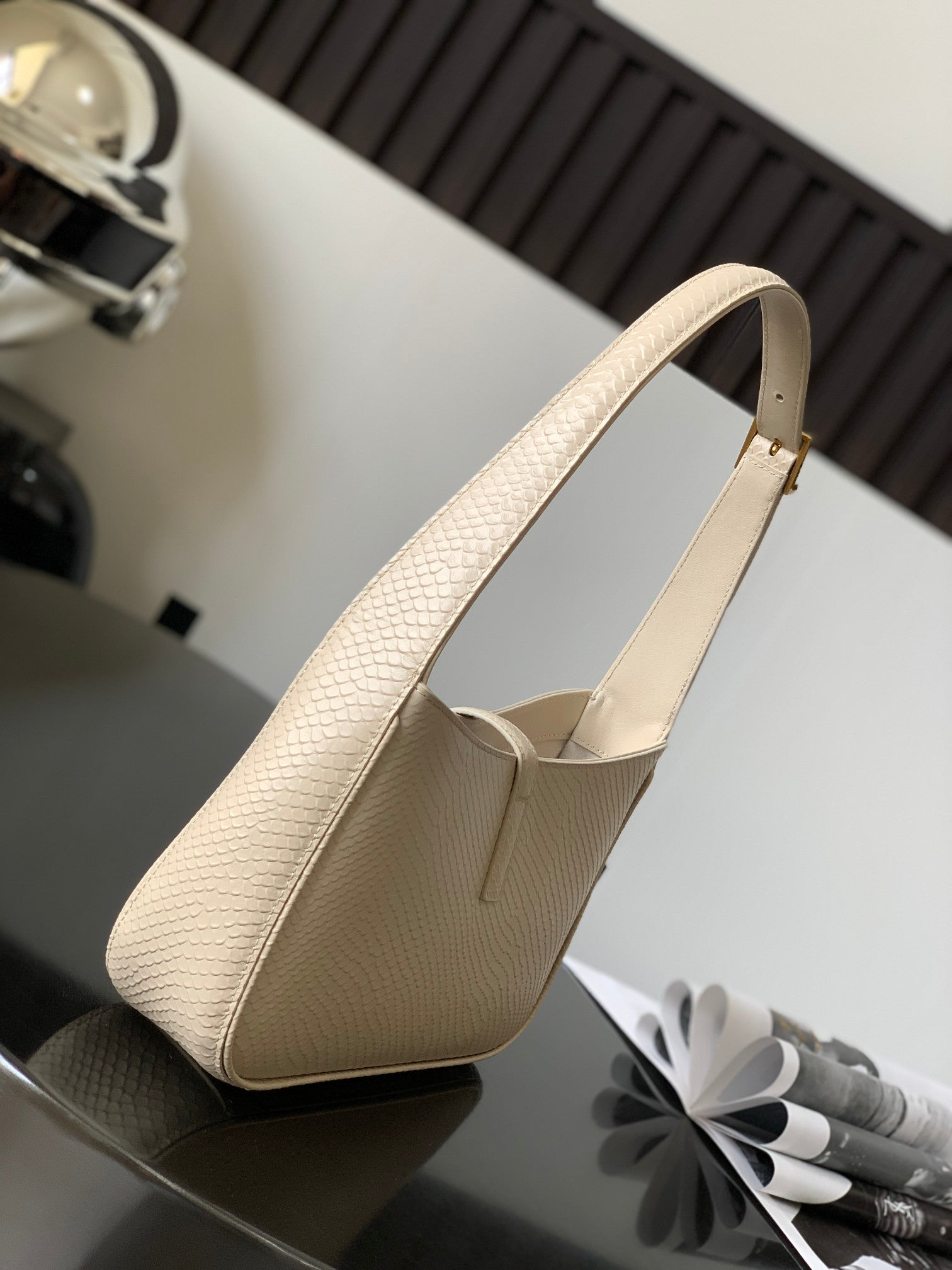 YSL Le 5 A 7  Hobo Bag