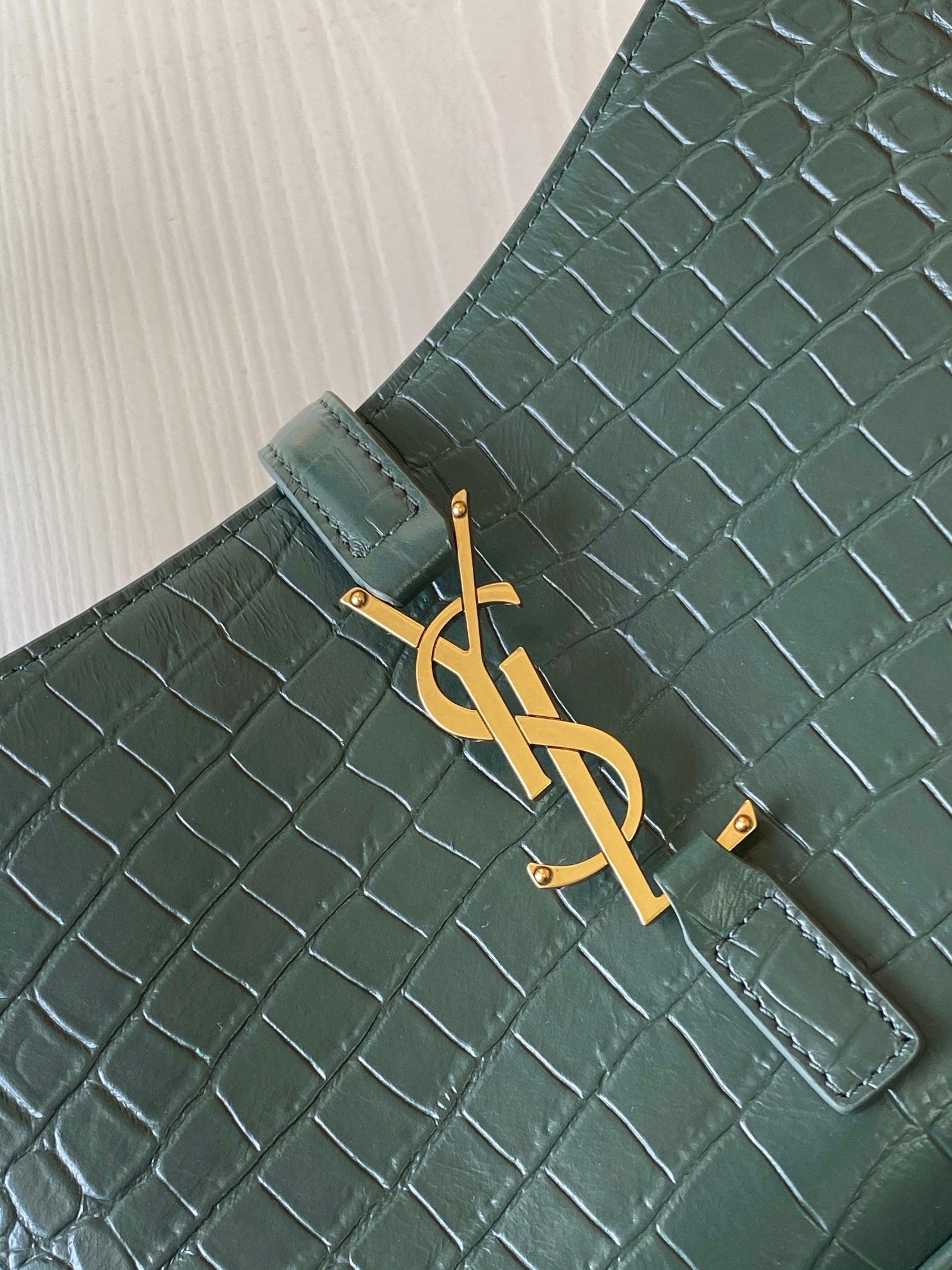 YSL Le 5 A 7  Hobo Bag