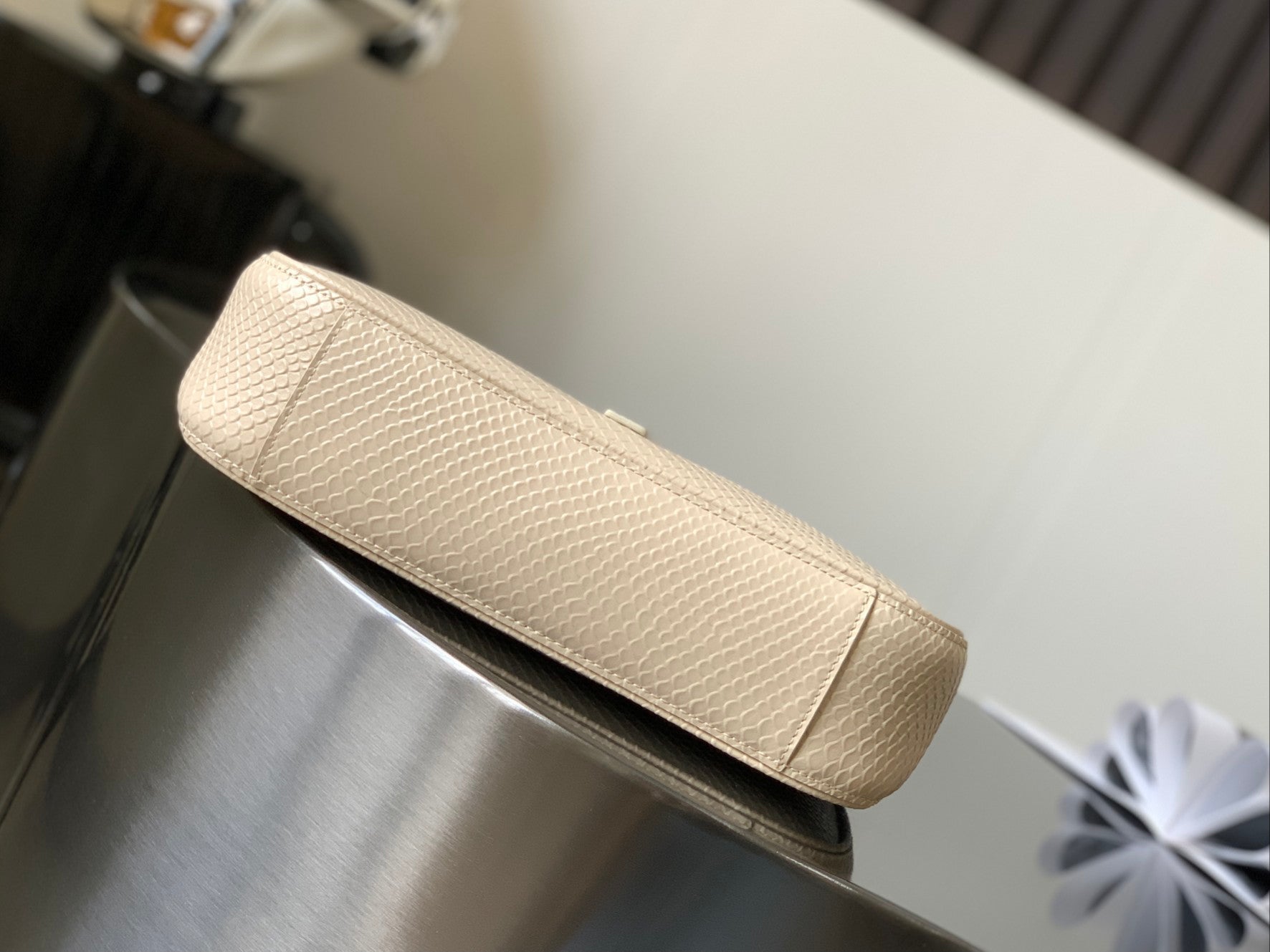 YSL Le 5 A 7  Hobo Bag