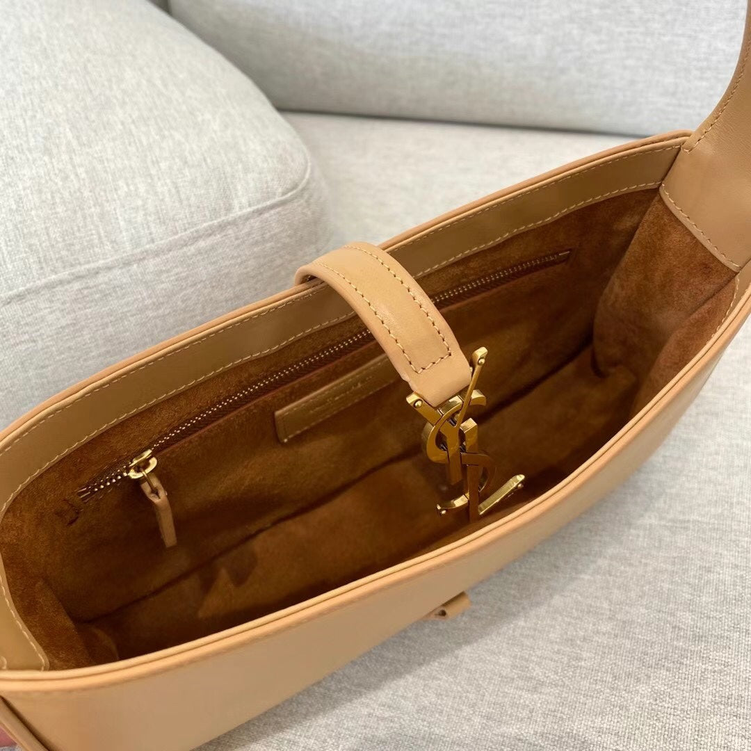 YSL Le 5 A 7  Hobo Bag