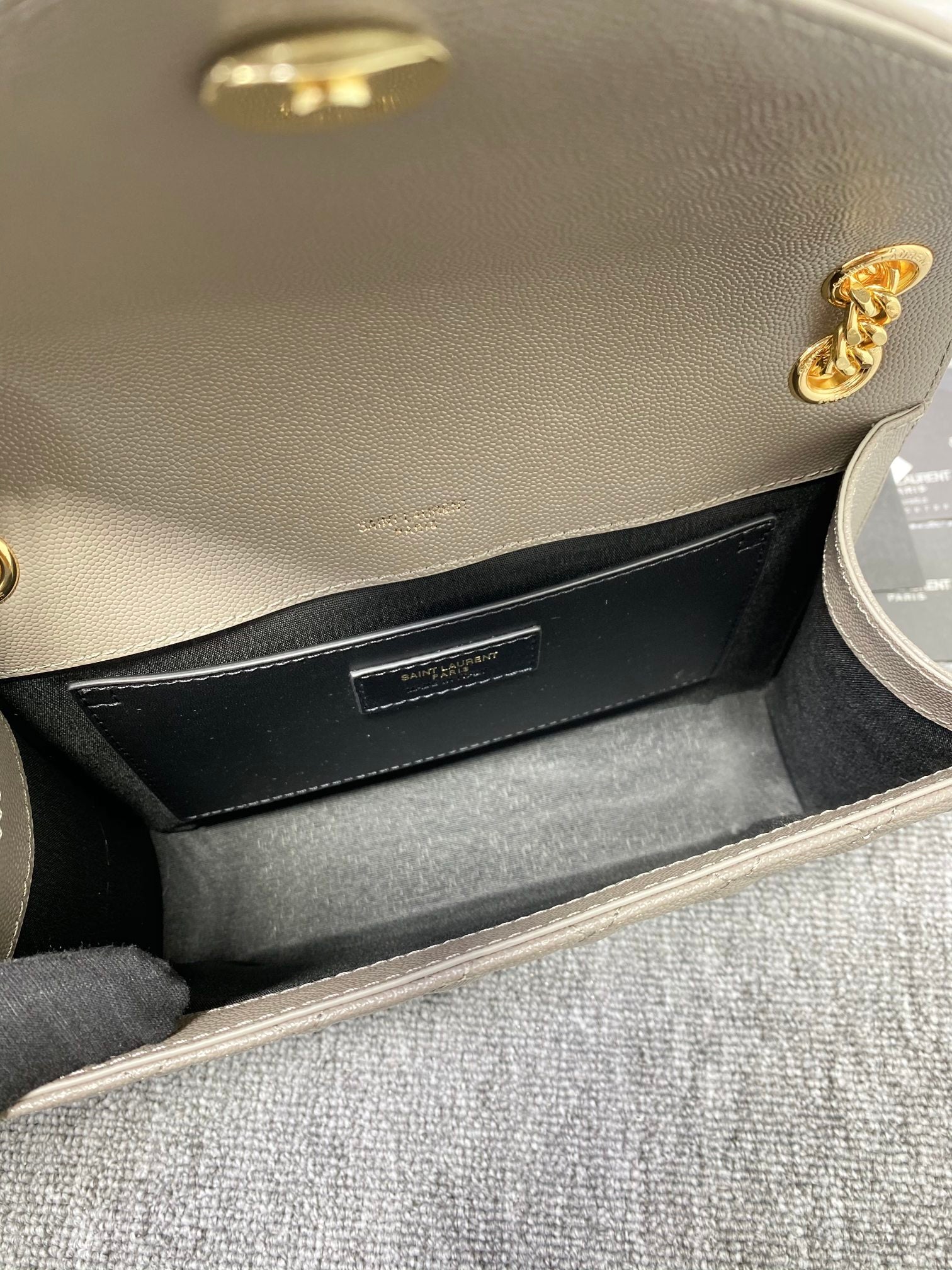 YSL  Envelope Medium Bag In Mix Matelasse Grain  De Poudre Embossed Leather