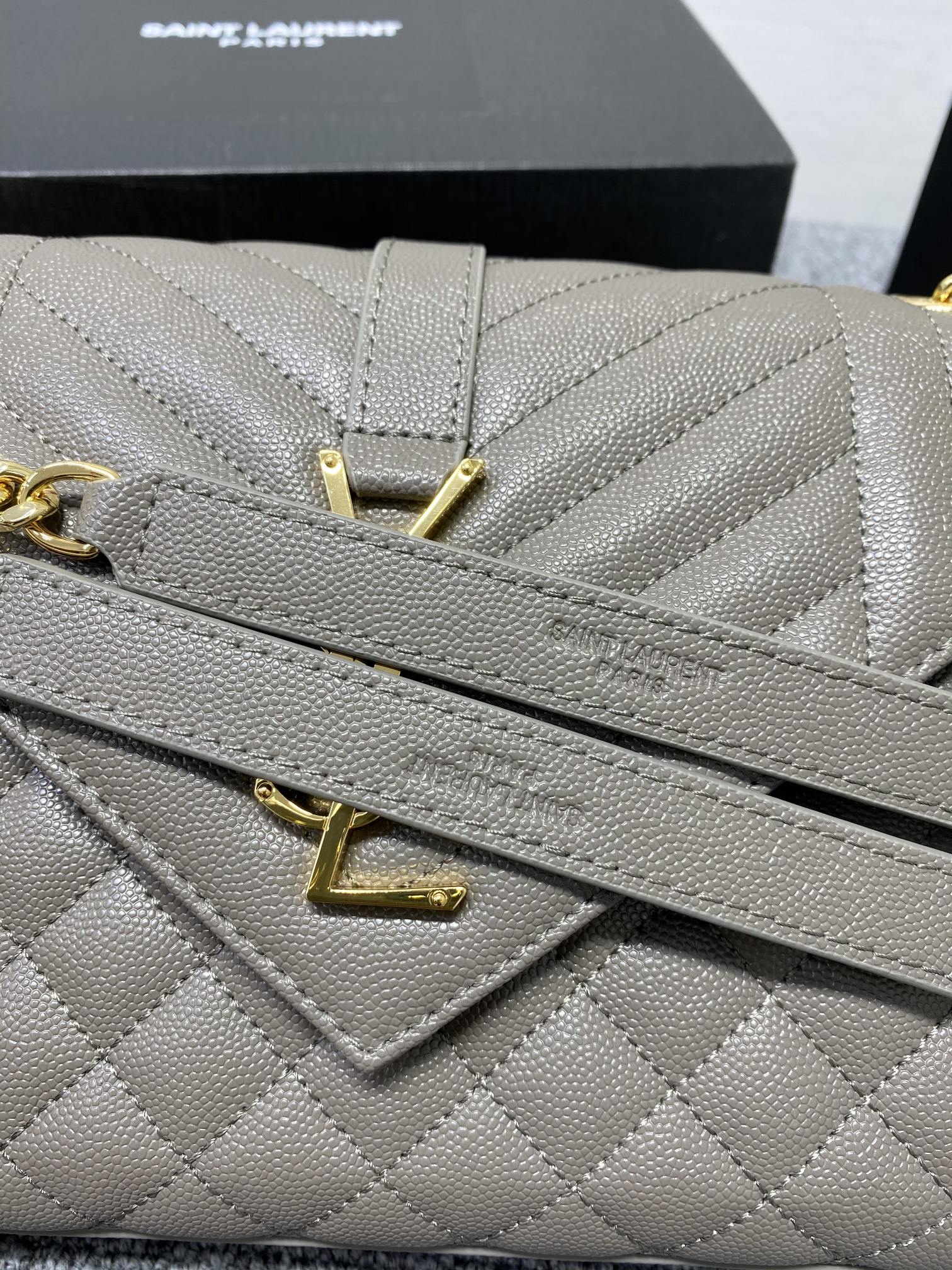 YSL  Envelope Medium Bag In Mix Matelasse Grain  De Poudre Embossed Leather