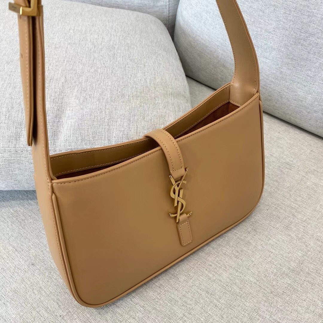 YSL Le 5 A 7  Hobo Bag