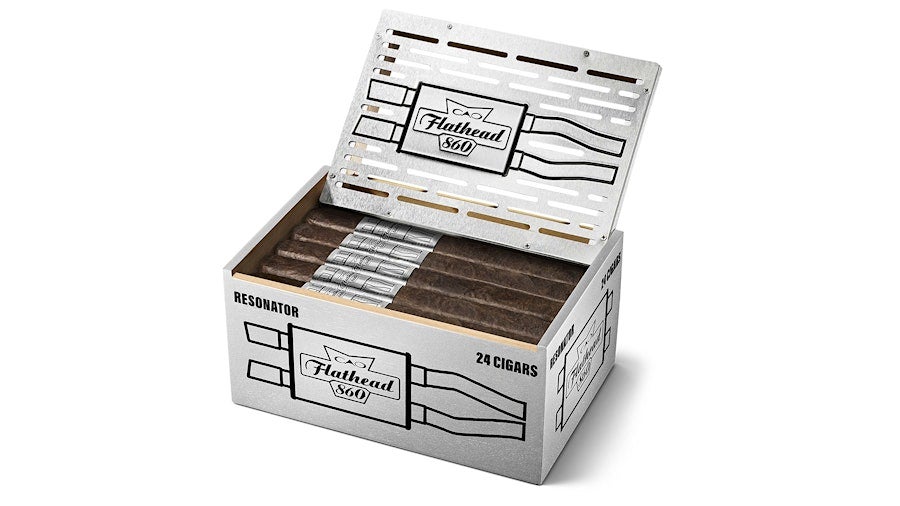 General cigar co. CAO Flathead Resonator Super Gigante Box