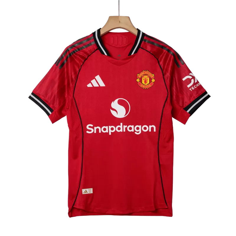 Player Version Manchester United Home Soccer Jersey 2025/26 - Slim Fit