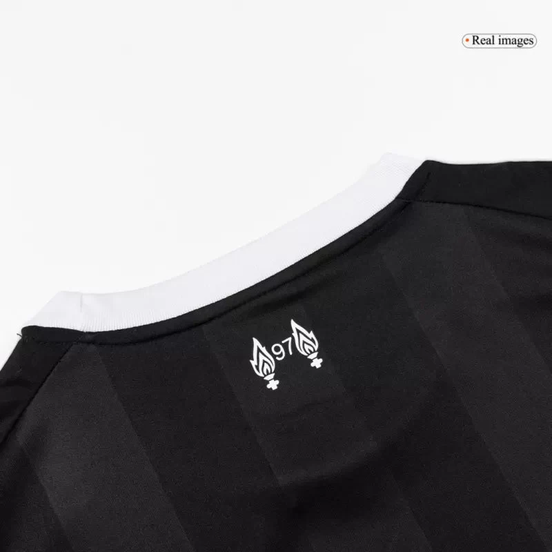 Liverpool Goalkeeper Soccer Jersey 2025/26 - Black