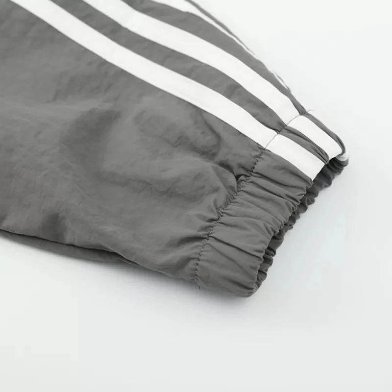 Real Madrid Windbreaker Jacket 2025/26 - Gray