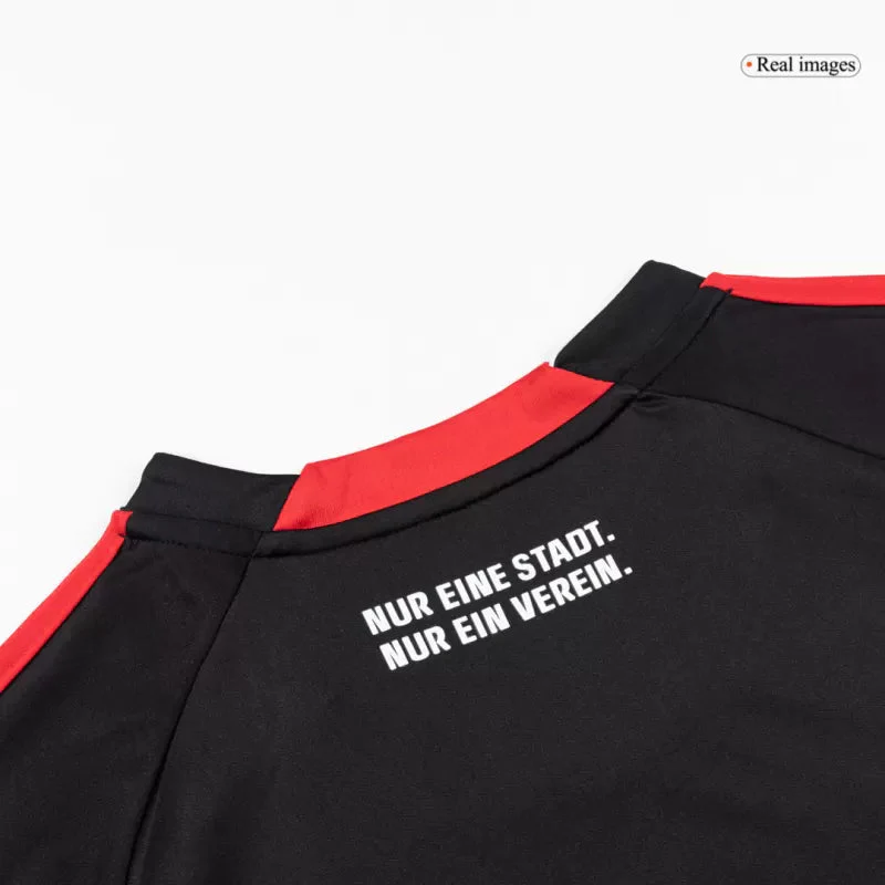 Eintracht Frankfurt Home Soccer Jersey 2025/26