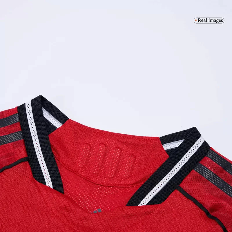 Player Version Manchester United Home Soccer Jersey 2025/26 - Slim Fit
