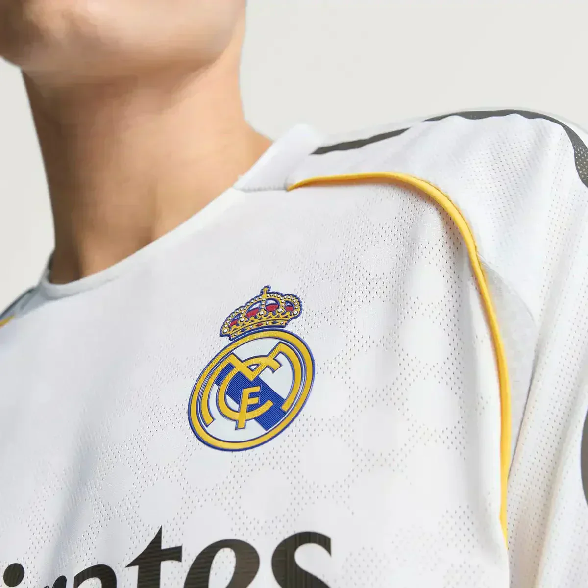 Real Madrid ENDRICK#9 Home Soccer Jersey 2025/26