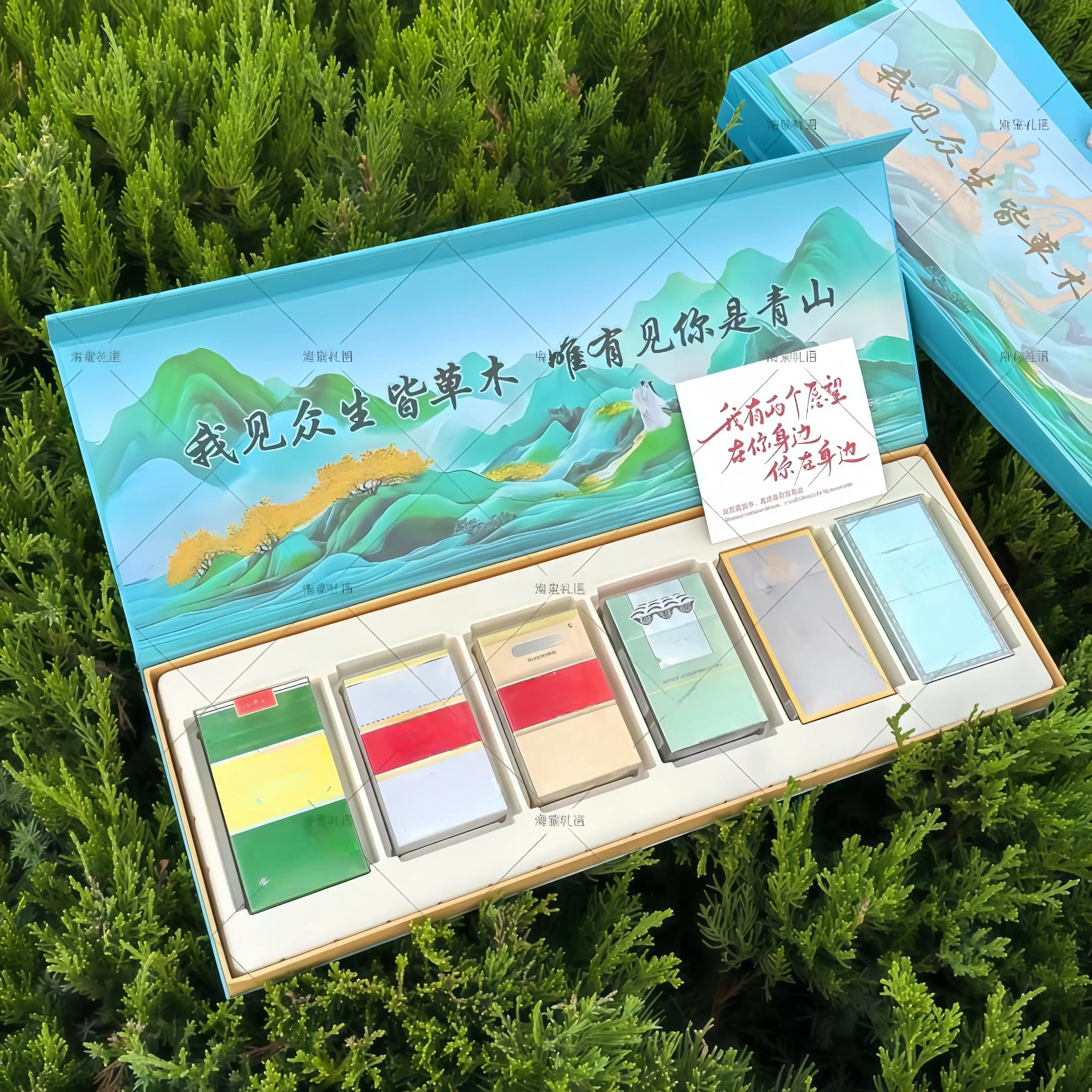 Practical Cigarette Gift Box - New Year Gift for Men, Surprise Gift Box for Boyfriends, Box for Holding Cigarettes