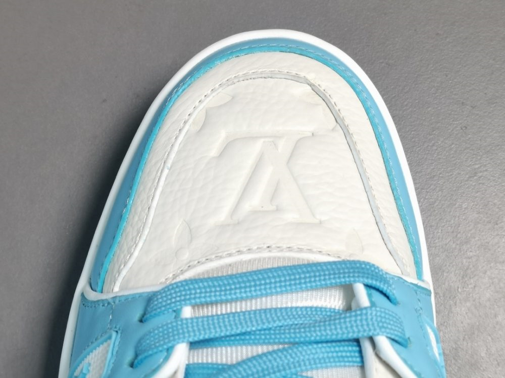 Louis Vuitton LV  Trainer Sneaker blue - KAIROO