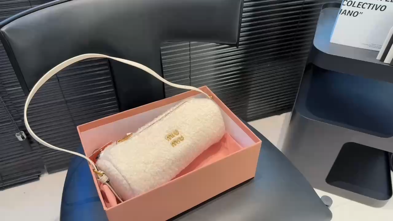 Miu Miu Teddy Furry Cylinder Underarm Handle Bag - KAIROO