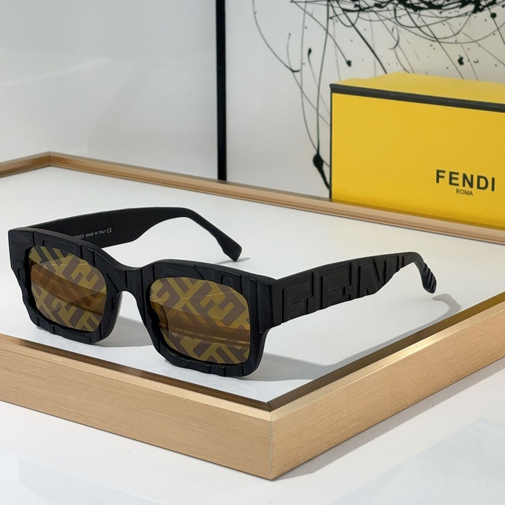 Fendi Roma Black Embossed Logo Rectangular Sunglasses Top quality - KAIROO