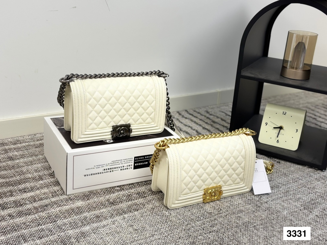 Chanel Flap Bag - KAIROO